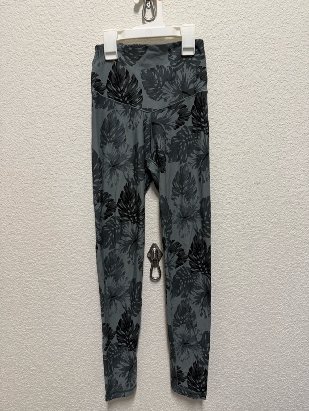 Aerie real me palm Leaf Print Leggings small
